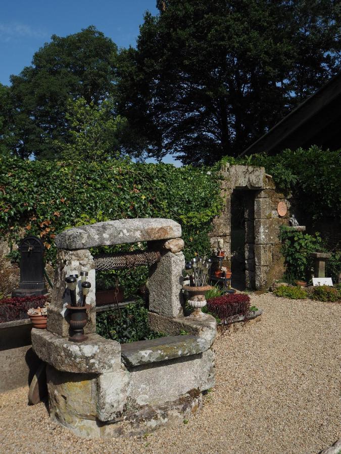 L'Ancien Presbytere Lescouet-Gouarec Buitenkant foto